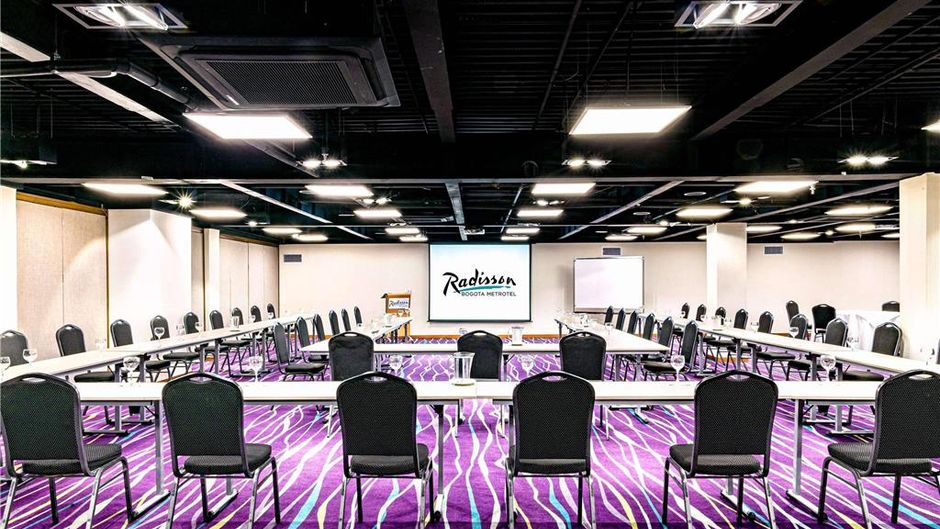 Radisson Bogota Metrotel Meeting