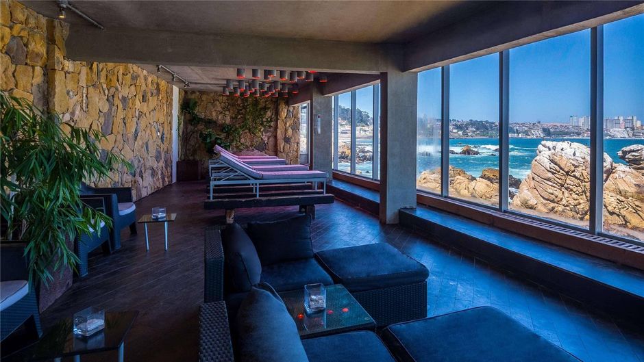 Radisson Blu Acqua Hotel & Spa Concon Spa