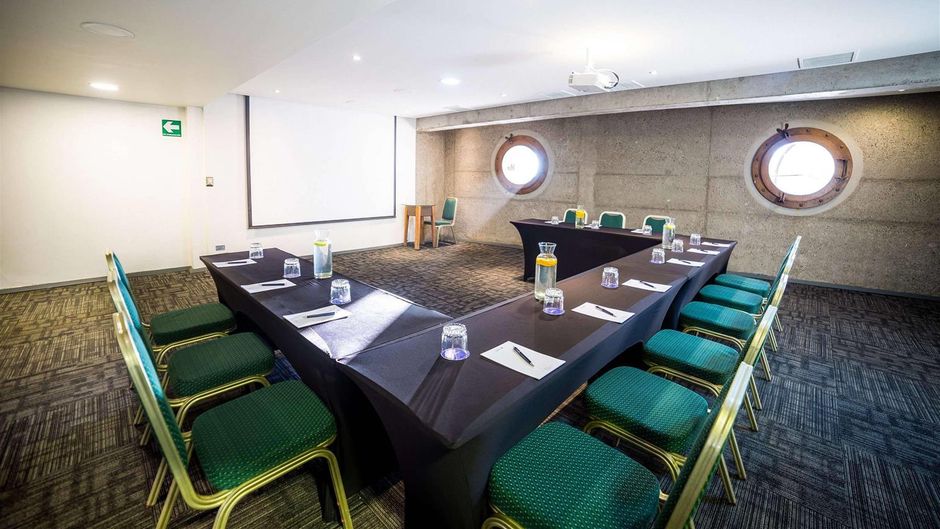 Radisson Blu Acqua Hotel & Spa Concon Meeting