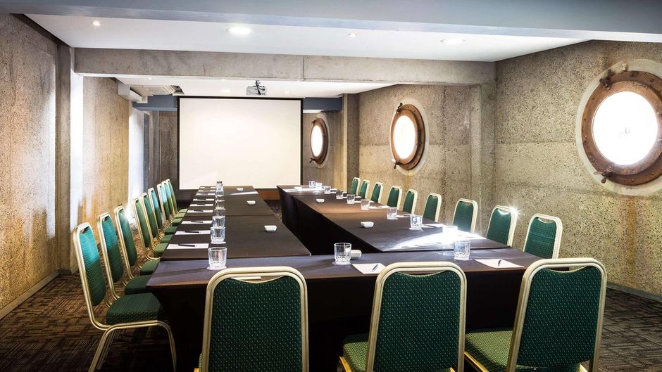 Radisson Blu Acqua Hotel & Spa Concon Meeting