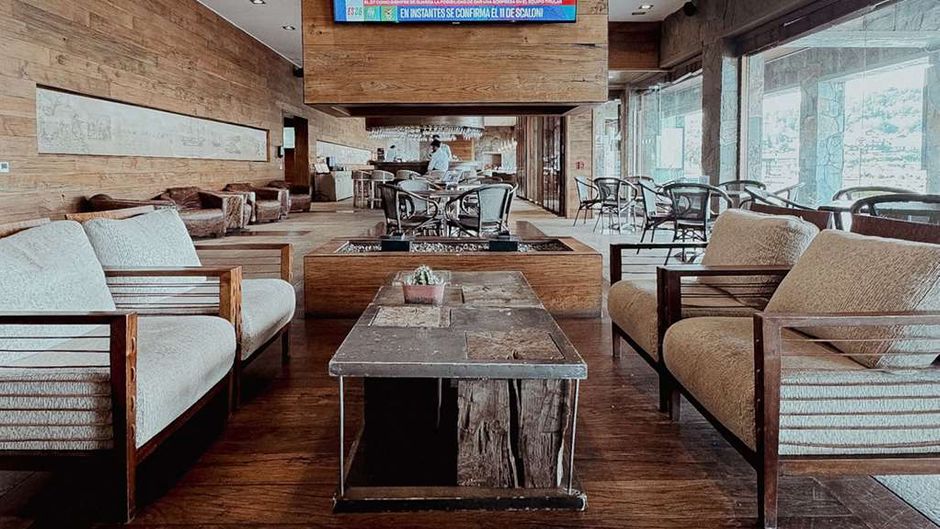 Radisson Hotel Puerto Varas Lobby