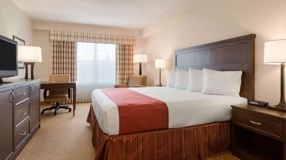 Country Inn & Suites Calgary-Airport Room