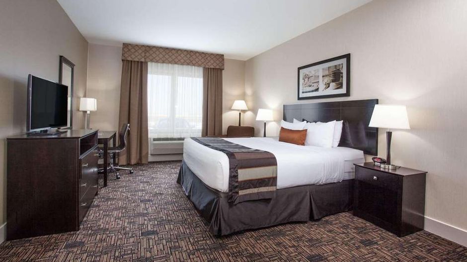 Radisson Hotel Edmonton Airport Room