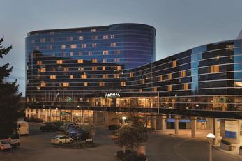 Radisson Hotel Vancouver Airport