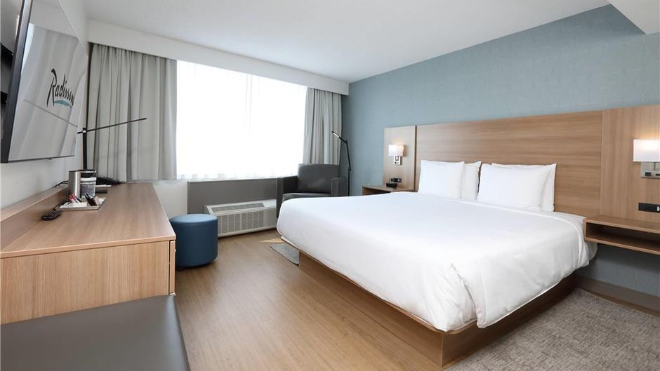 Radisson Hotel Winnipeg Downtown Room