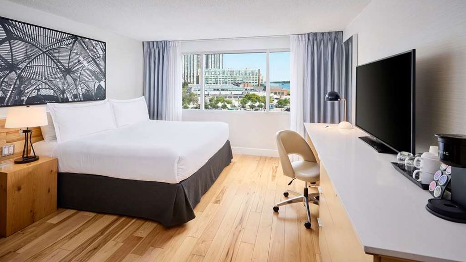 Radisson Blu Toronto Downtown Room