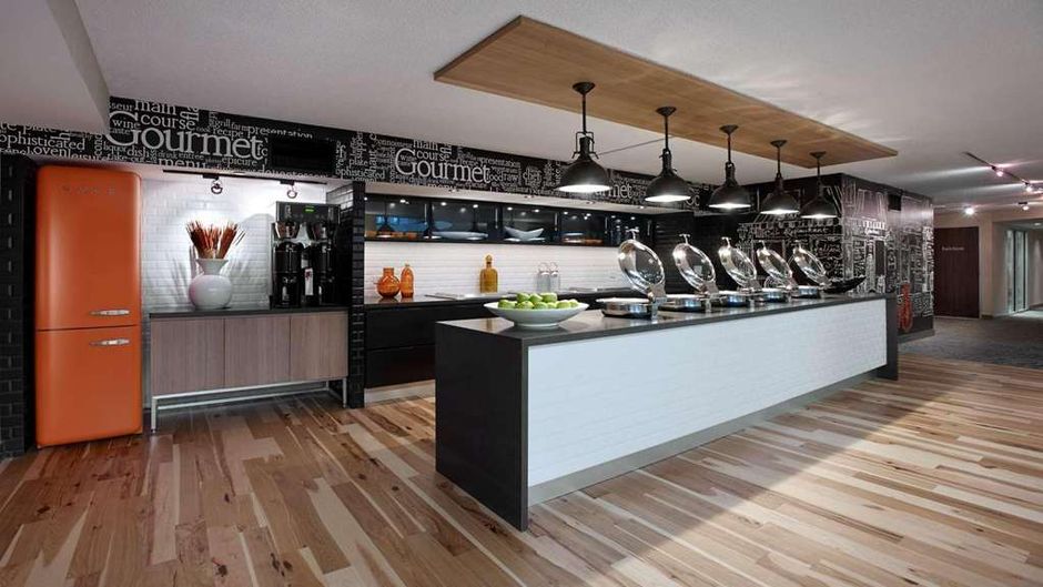 Radisson Blu Toronto Downtown Restaurant