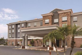 Country Inn & Suites Tampa RJ Stadium