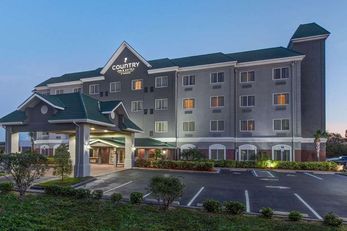 Country Inn & Suites St. Petersburg, FL