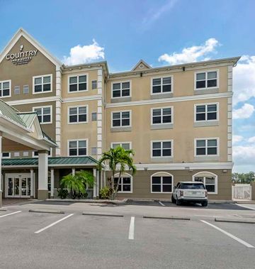 Country Inn & Suites Tampa Airport North