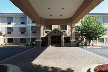 Country Inn & Suites Canton