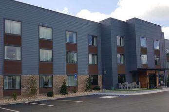 Country Inn & Suites Savannah Midtown