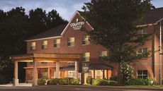 Country Inn & Suites Newnan