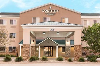Country Inn & Suites Cedar Rapids Airport