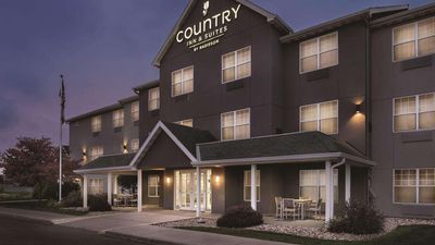 Country Inn & Suites Waterloo