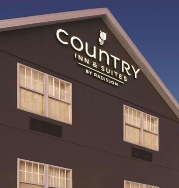 Country Inn & Suites Dubuque