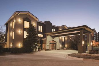 Country Inn & Suites Hoffman Estates