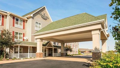 Country Inn & Suites Peoria North