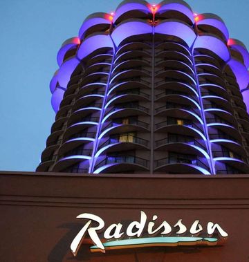 Radisson Cincinnati Riverfront