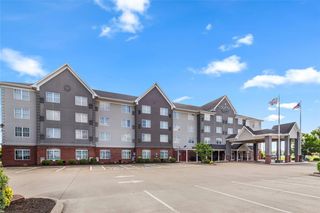 Country Inn & Suites Bowling Green