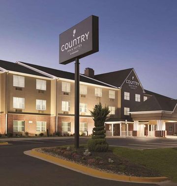 Country Inn & Suites by Radisson DC East