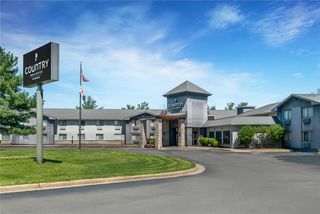 Country Inn & Suites Frederick