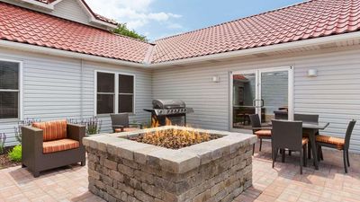 Country Inn & Suites Holland