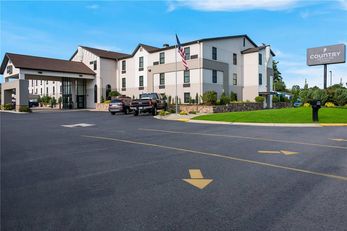 Country Grandville-Grand Rapids West