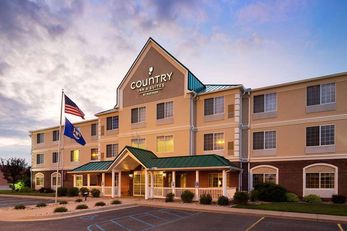 Country Inn & Suites Big Rapids