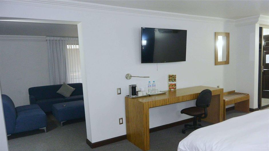 Radisson Hotel & Convention Ctr Toluca Suite