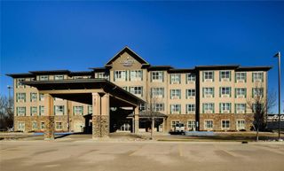 Country Inn & Suites Grand Forks
