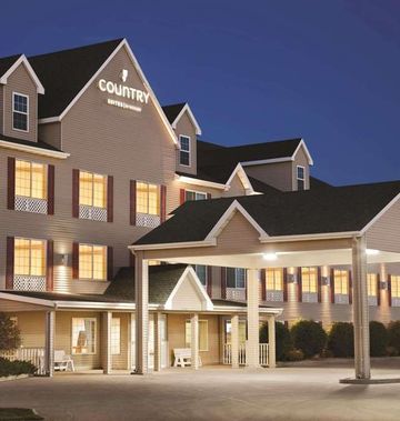 Country Inn & Suites Bismarck