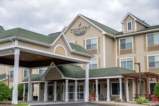 Country Inn & Suites Lake George Queensbury