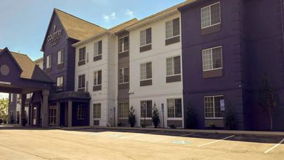 Country Inn & Suites Lima