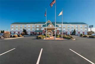 Country Inn & Suites Findlay