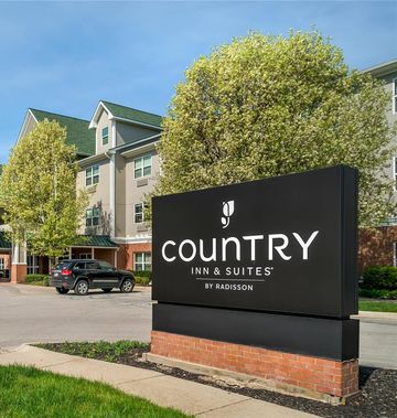 Country Inn & Suites Toledo South