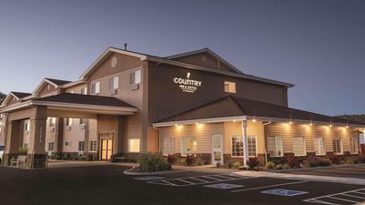 Country Inn & Suites Prineville