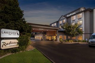Radisson Hotel Portland Airport