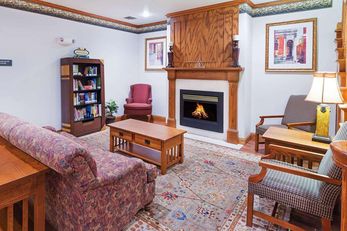 Country Inn & Suites Chambersburg