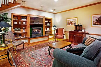 Country Inn & Suites York