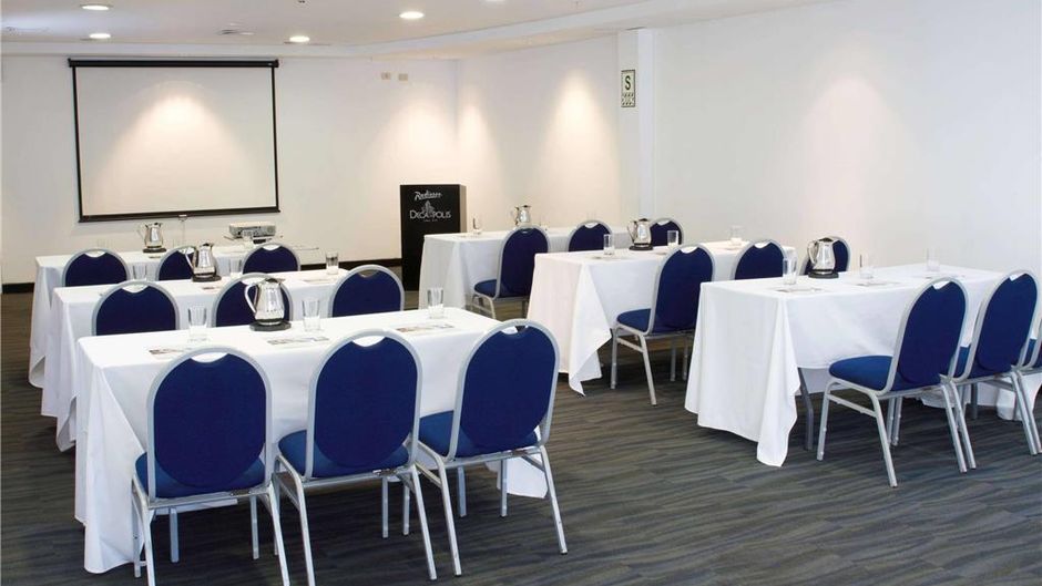 Radisson Hotel Decapolis Miraflores Meeting