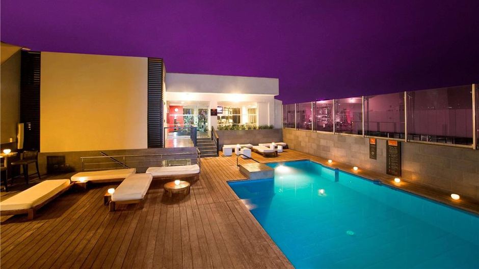 Radisson Hotel Decapolis Miraflores Pool