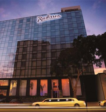 Radisson Hotel Decapolis Miraflores