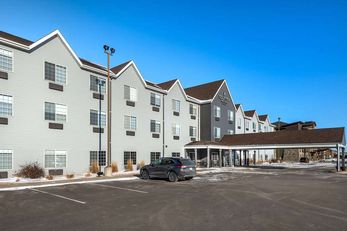 Country Inn & Suites Watertown