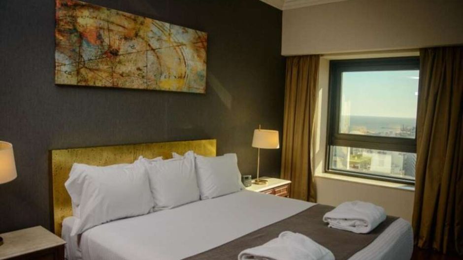 Radisson Montevideo Victoria Plaza Hotel Room