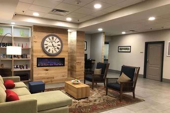 Country Inn & Suites Emporia