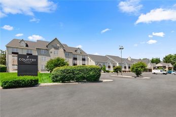 Country Inn & Suites Roanoke