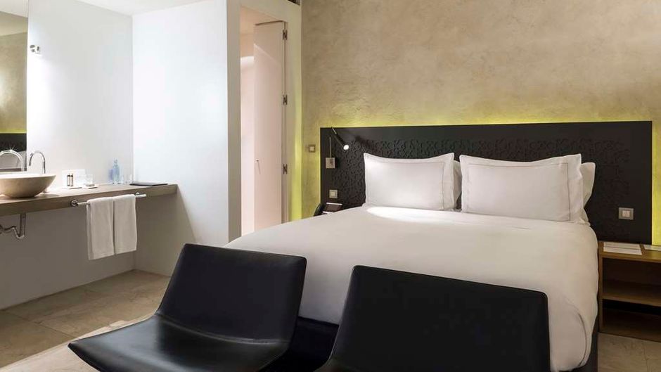 EME Catedral Mercer Hotel Room