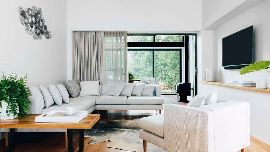Elements of Byron Room