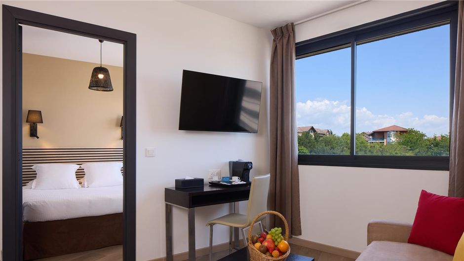 Appart'Hotel & Spa Odalys Ferney Geneva Suite